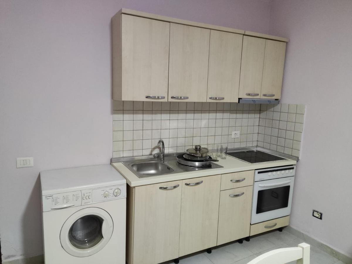 Klev'S Apartments Shkoder Exterior photo